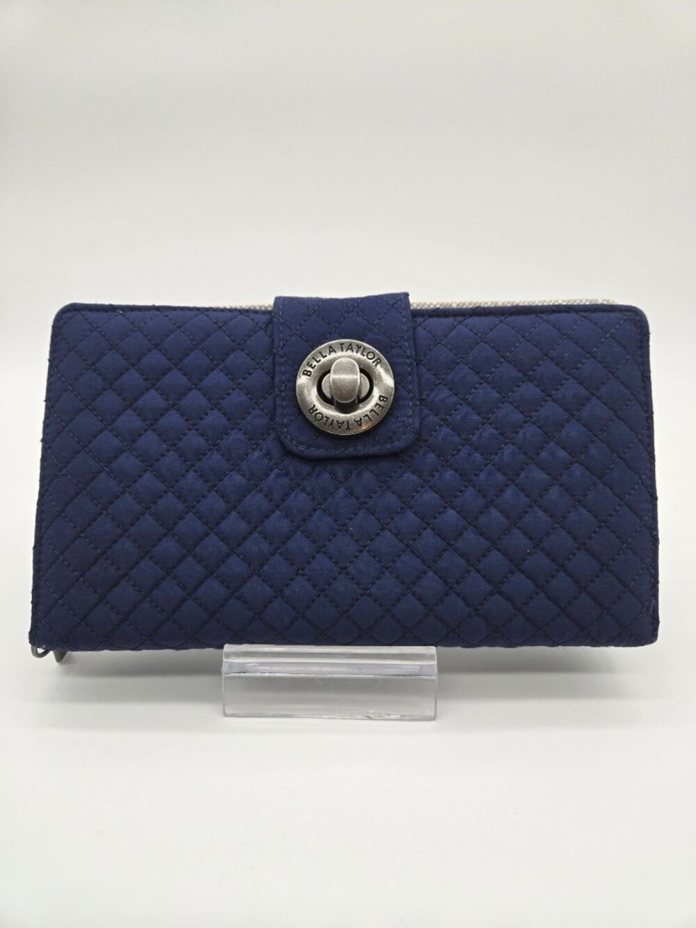 Bella Taylor Navy Quilted Turn Lock Wallet Cash-System Organizer EUC